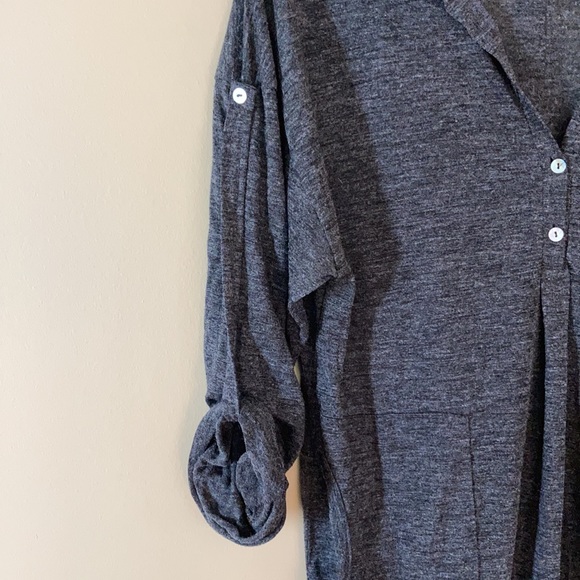 Gray button shirt - Picture 2 of 6